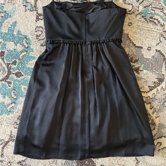 BCBGMaxAzria Satin Black Strapless Cocktail Dress Size 8 Never Worn - Picture 2 of 6